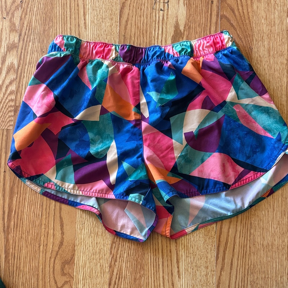 Old Navy Vibrant Geometric Athletic Shorts